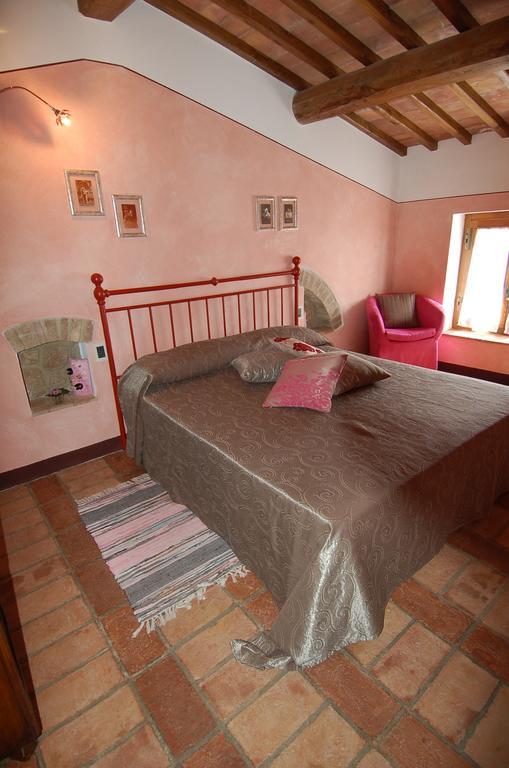 La Capanna di Panpepato Villa Rosia Ruang foto
