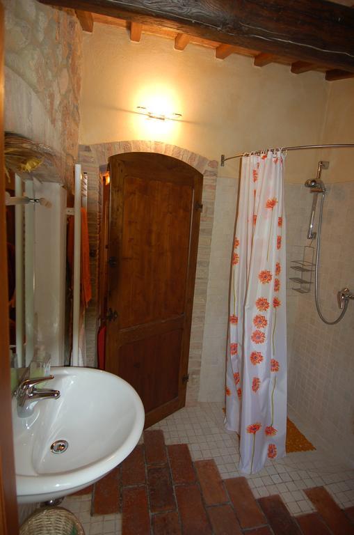 La Capanna di Panpepato Villa Rosia Ruang foto