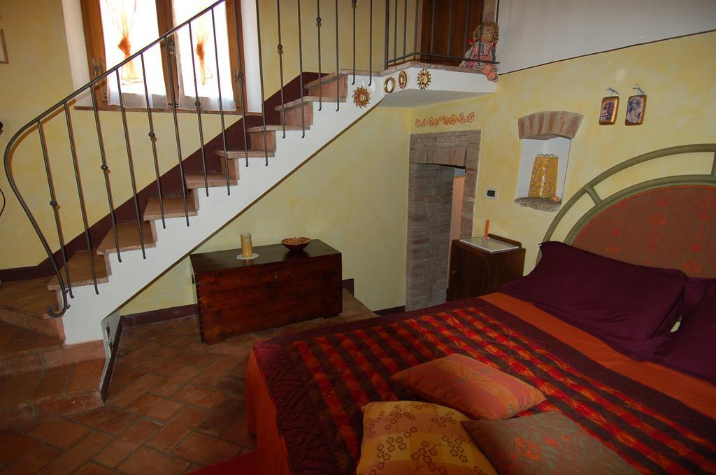 La Capanna di Panpepato Villa Rosia Ruang foto