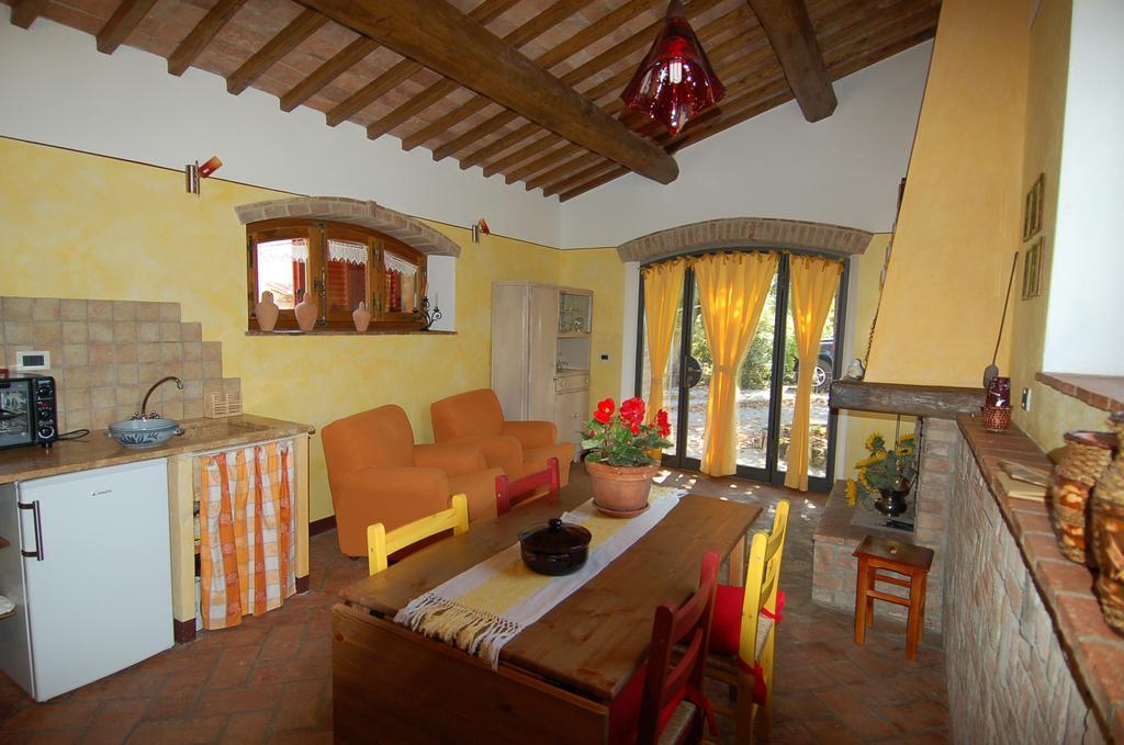 La Capanna di Panpepato Villa Rosia Ruang foto