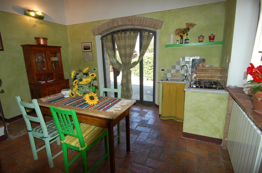 La Capanna di Panpepato Villa Rosia Ruang foto